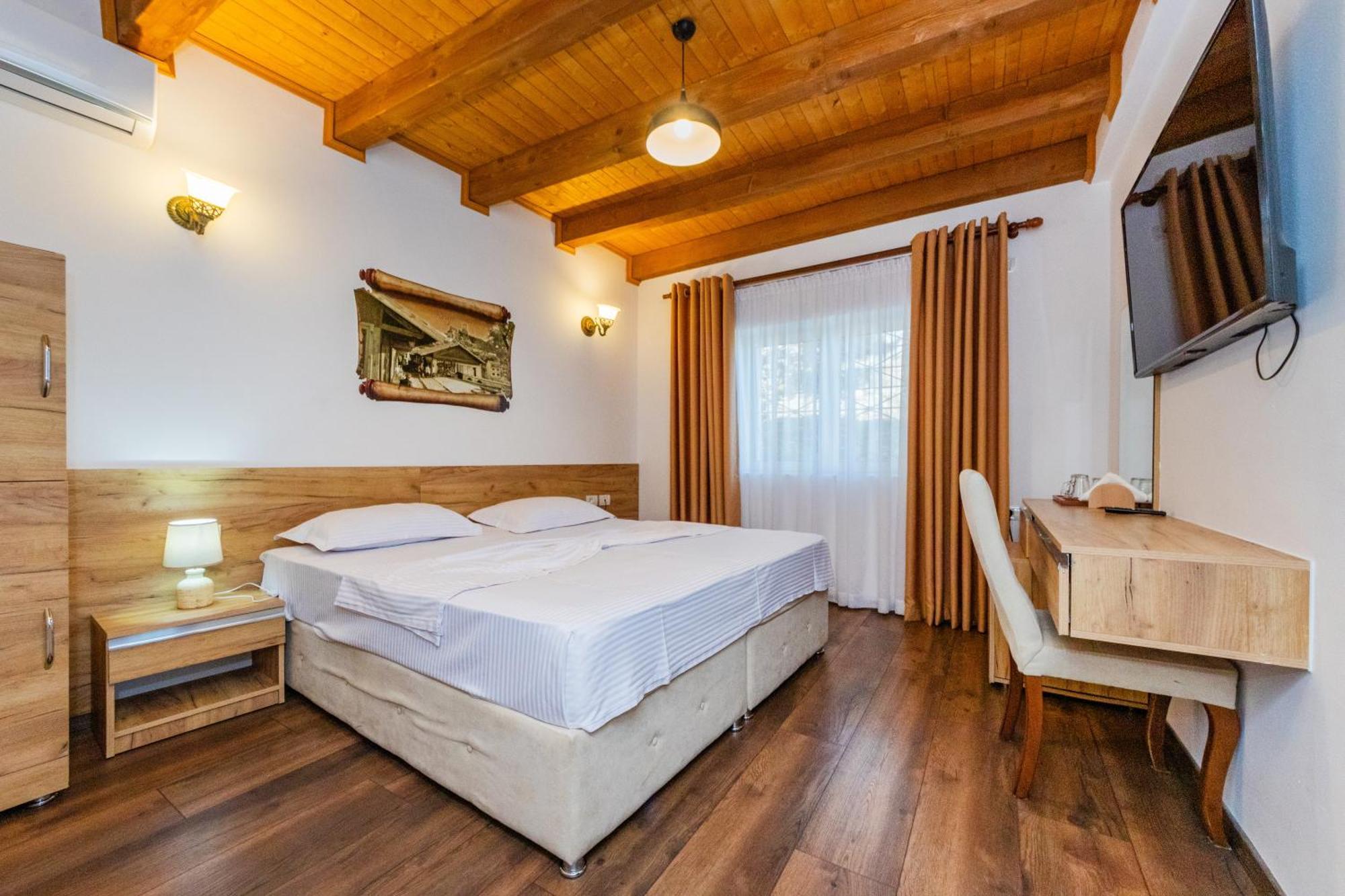 Hotel Grandpa'S House Shkodër Екстериор снимка