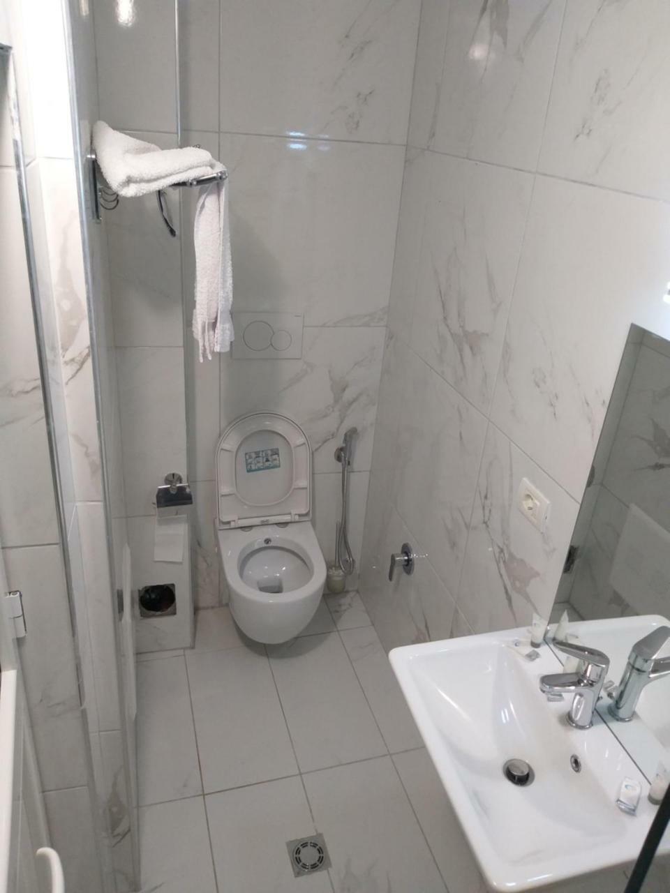 Hotel Grandpa'S House Shkodër Екстериор снимка