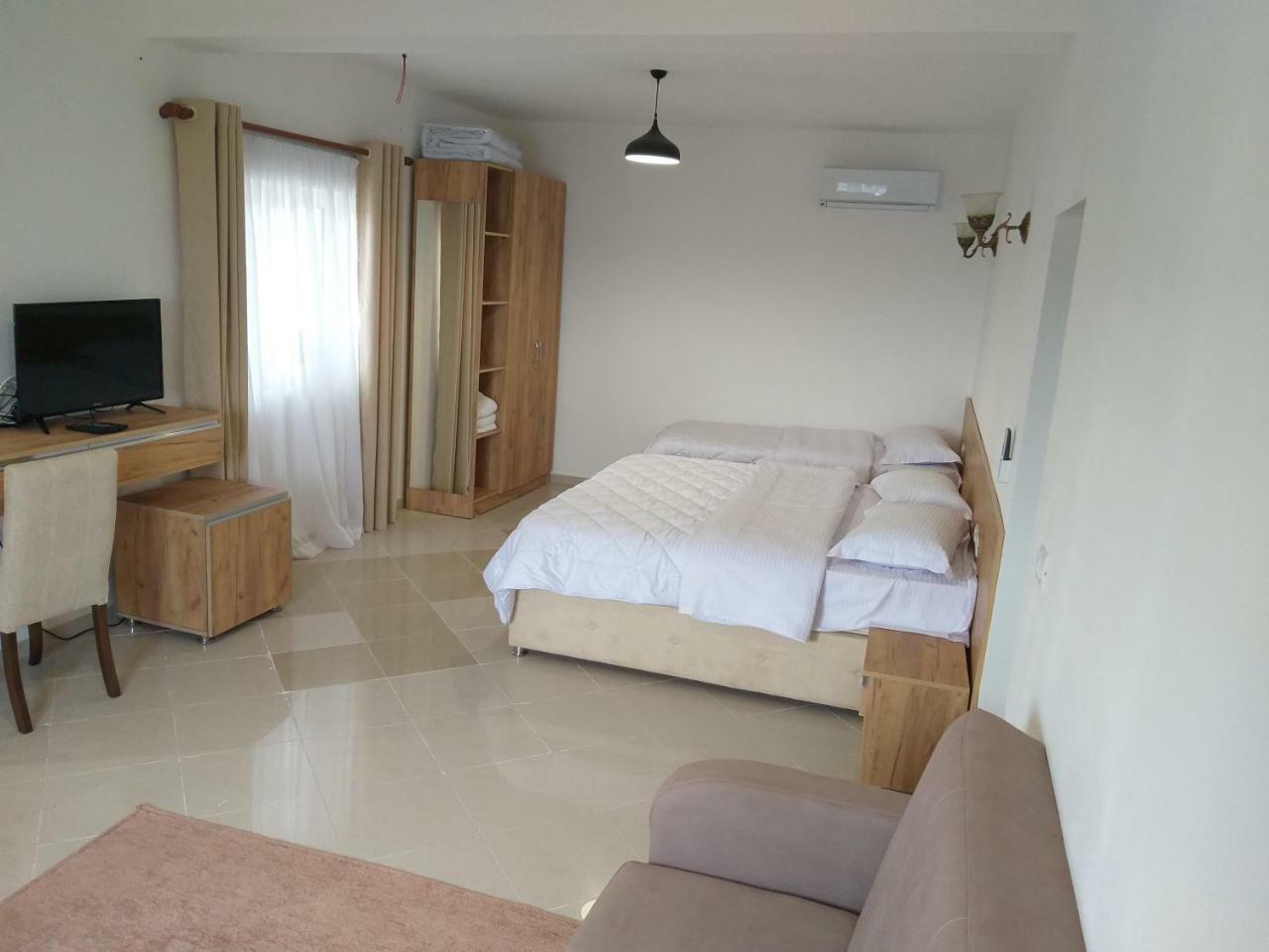 Hotel Grandpa'S House Shkodër Екстериор снимка