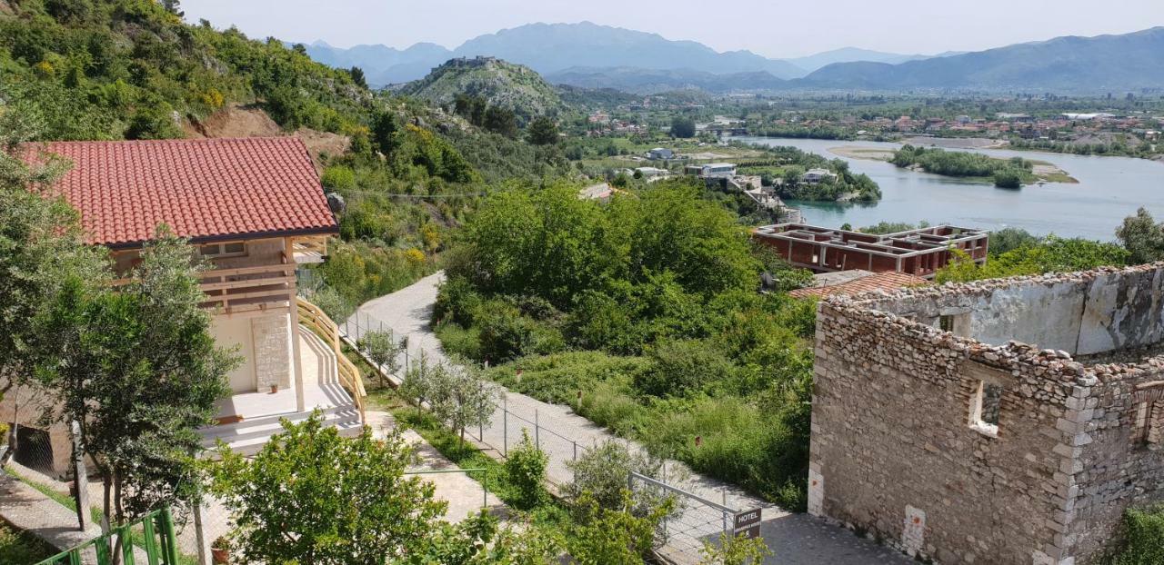 Hotel Grandpa'S House Shkodër Екстериор снимка